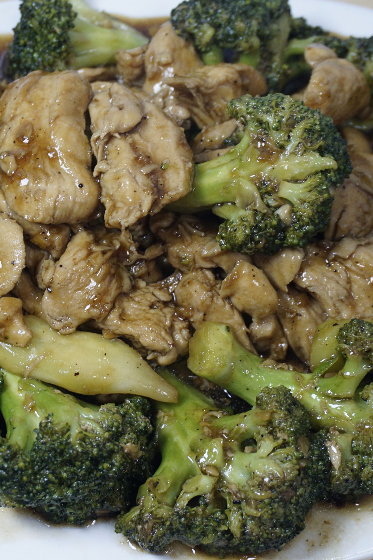 Chicken and broccoli serving in a plate