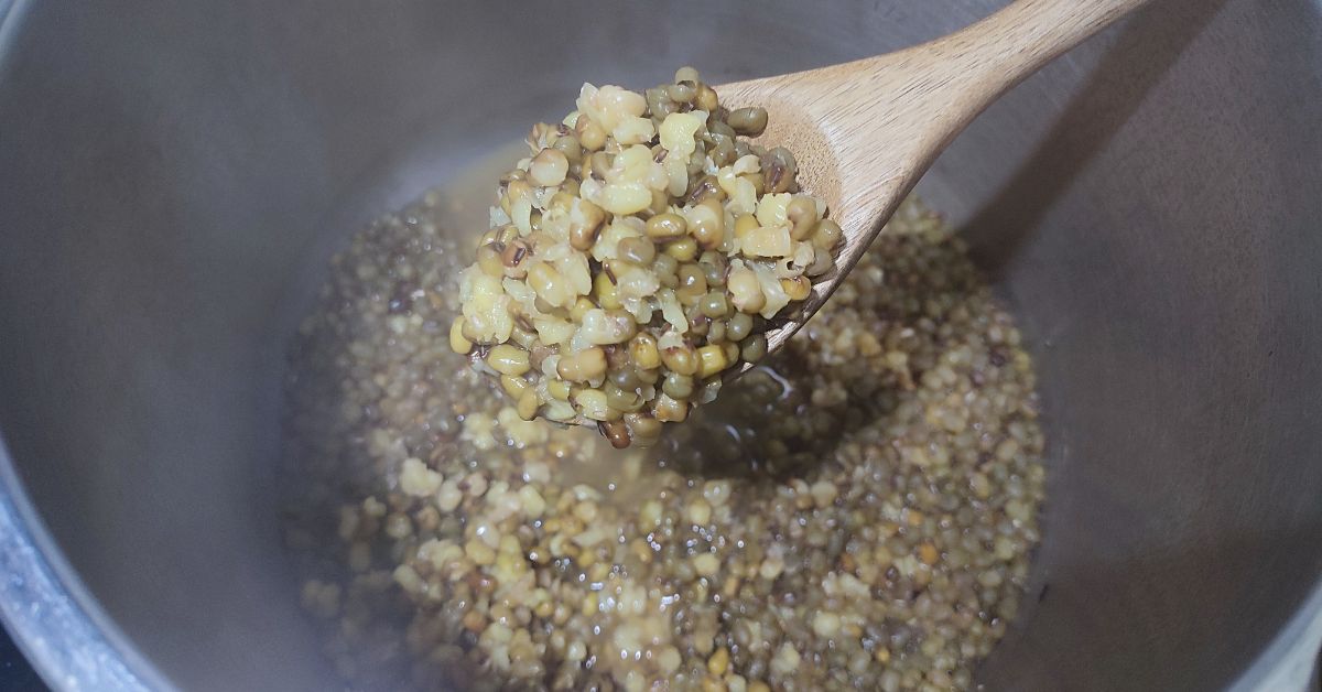 Pressure cooker mung beans