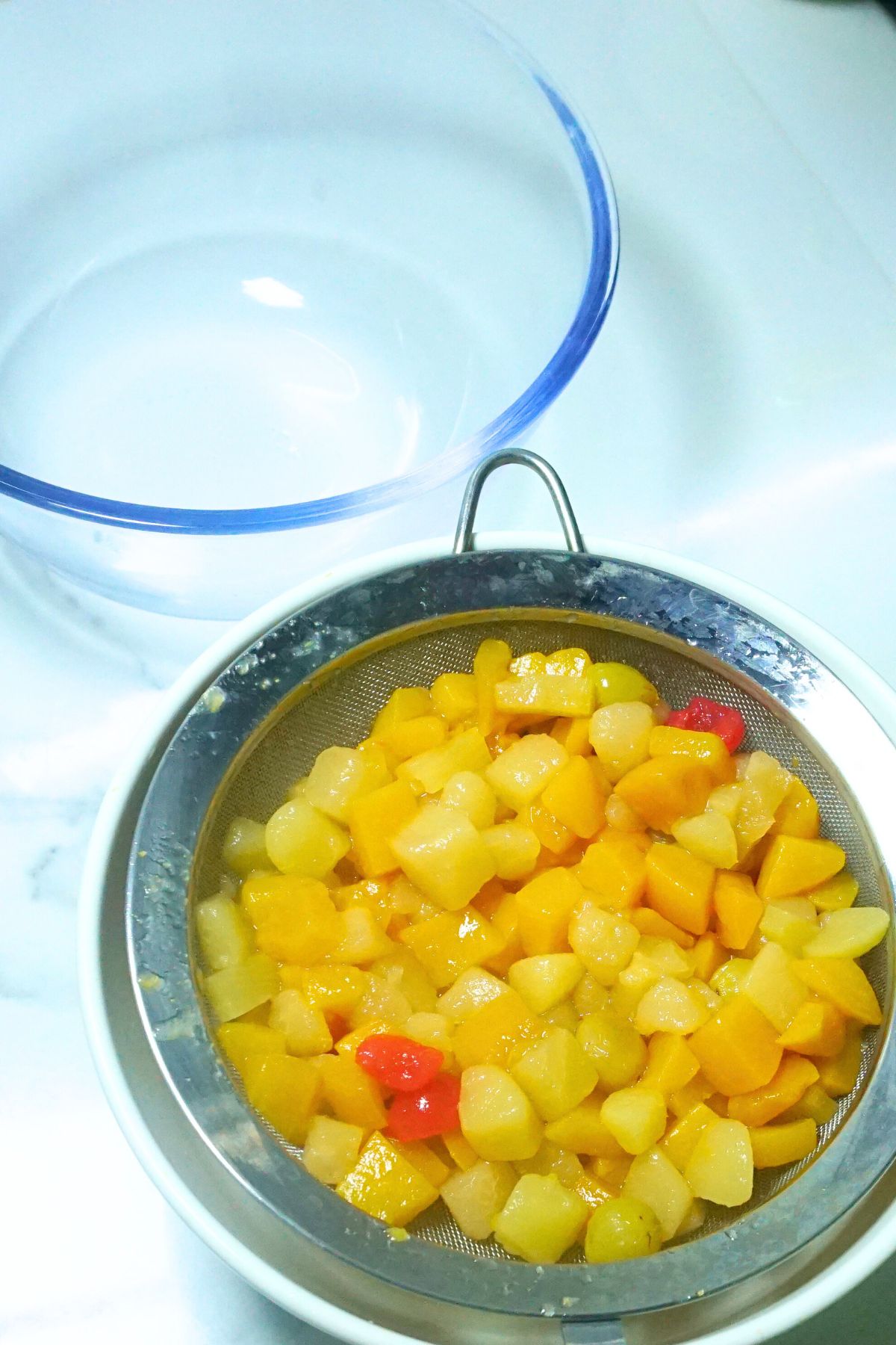 Canned fruit cocktail drained