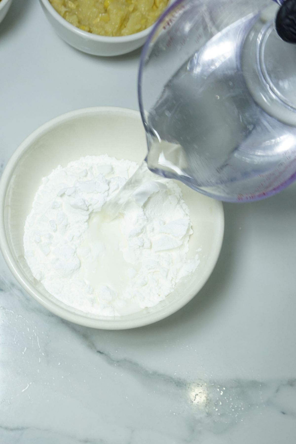 Cornstarch dissolved with water