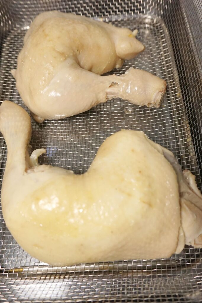 Boiled chicken quarters