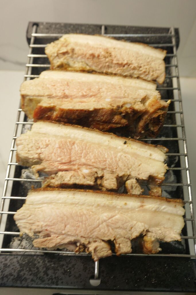 Grilled sliced boiled pork belly.